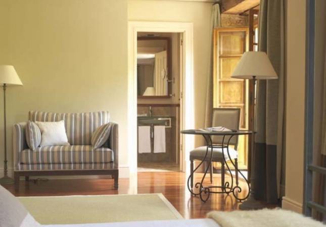 Confortables habitaciones en Hotel & Golf Palacio de Rubianes. Relájate con nuestro Spa y Masaje en Asturias